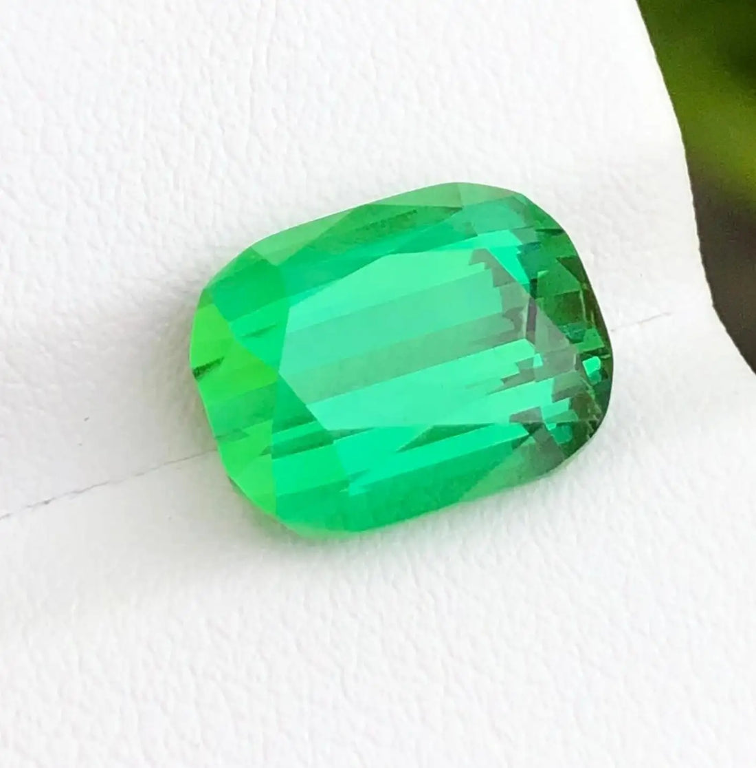 8.36 carats mint green tourmaline from Afghanistan