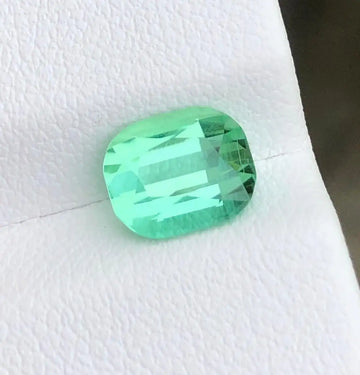 Mint_tourmaline_gemstone