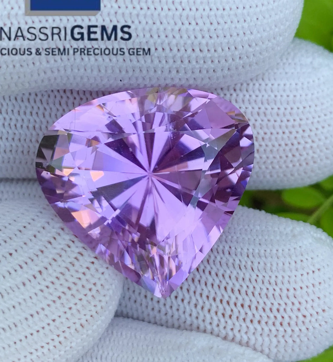 46.47 Carats Pink Kunzite