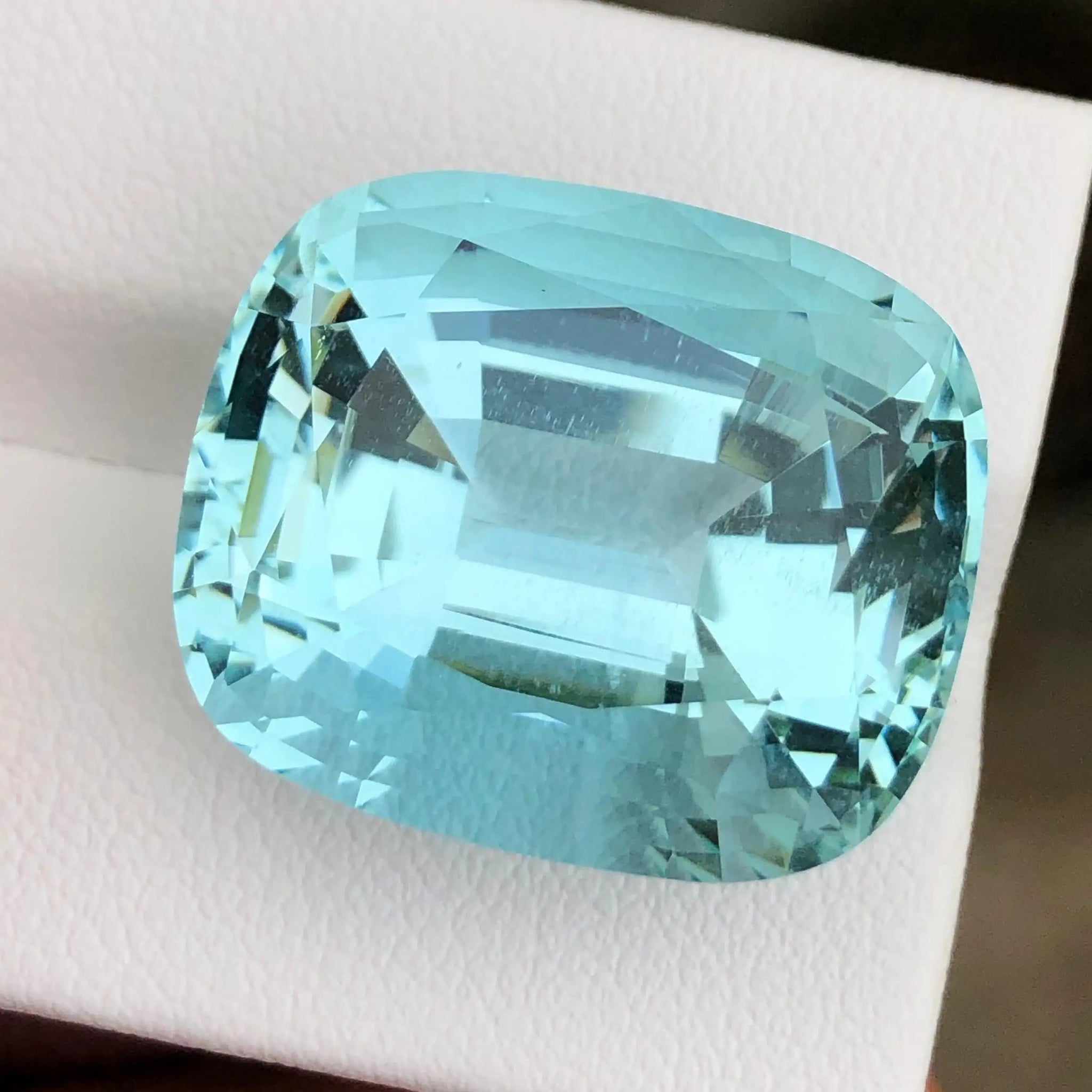 aquamarine gemstone