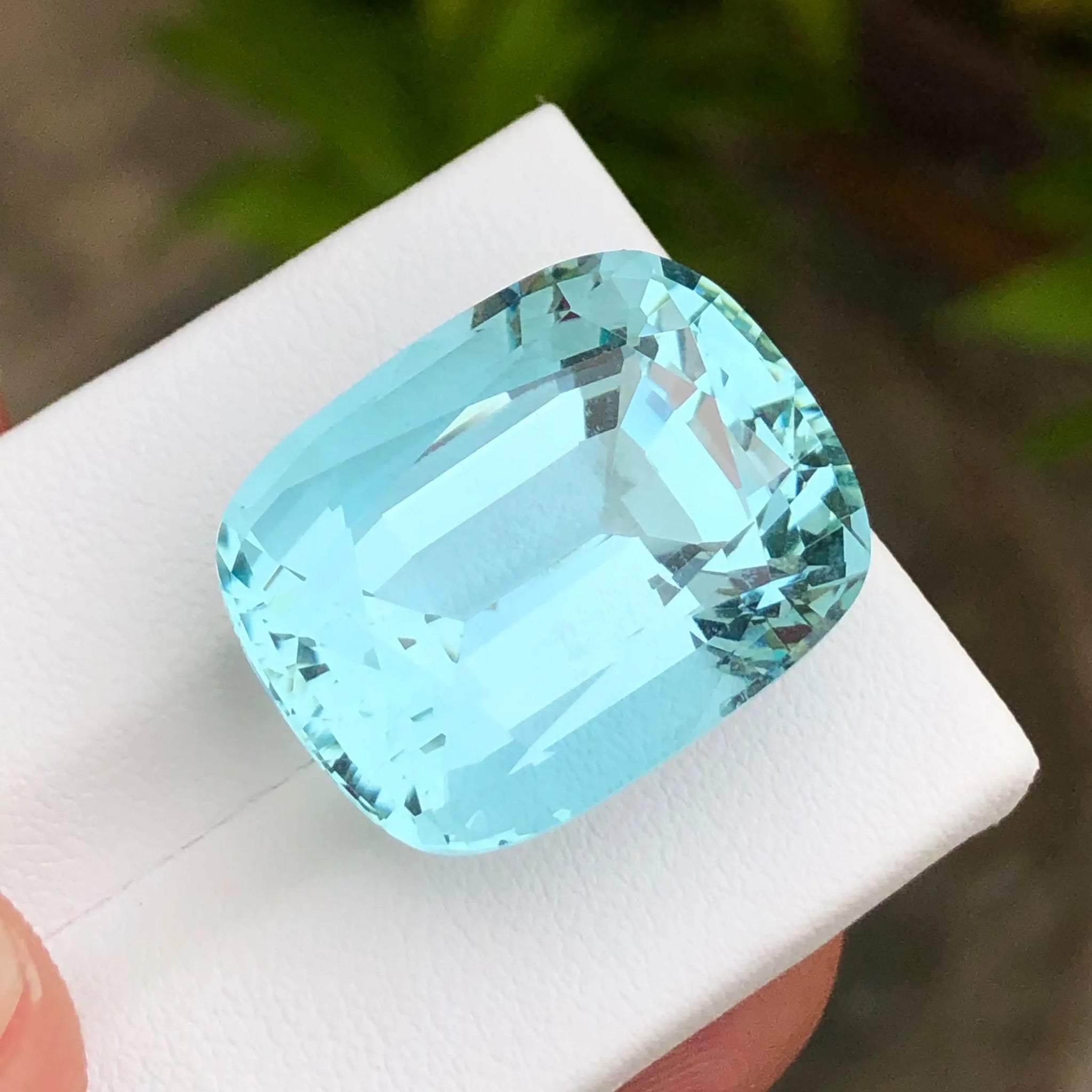 light blue aquamarine gemstone
